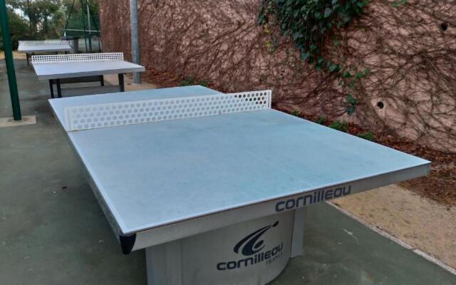 Studio cabine vue mer, piscine panoramique, parking couvert