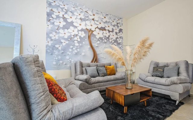 Modern and Tranquil Apartment in Tonala