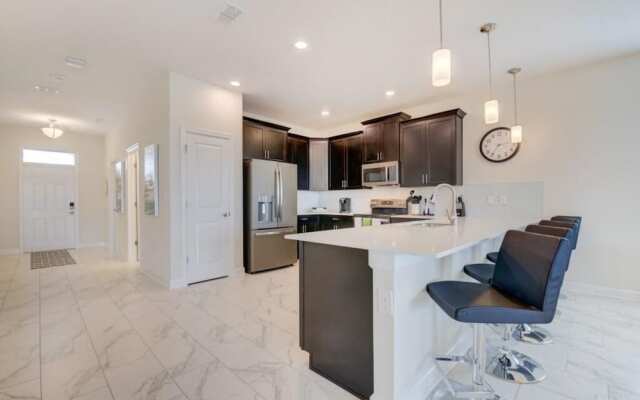 1625maids 8 Bedroom Villa