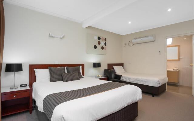 New Crossing Place Motel