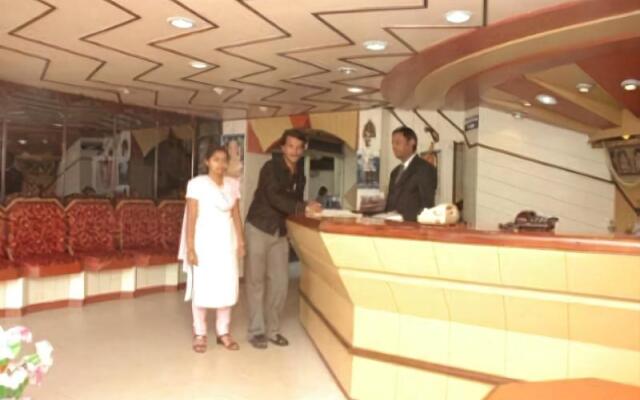 Hotel Preethi Palace