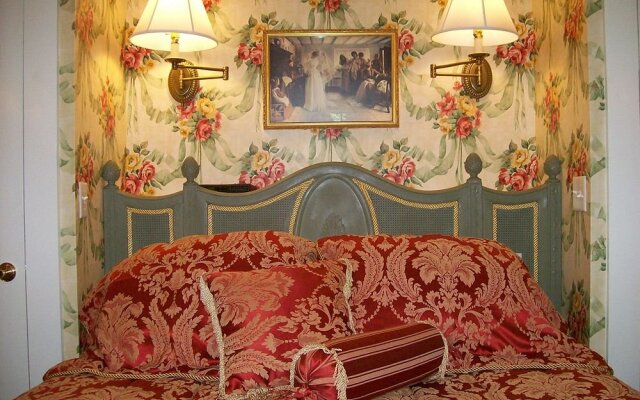 Winterwood at Petersham