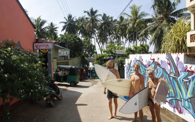 Land's End Matara