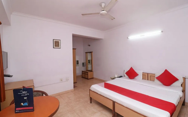 Oyo 24680 Hotel Devansh