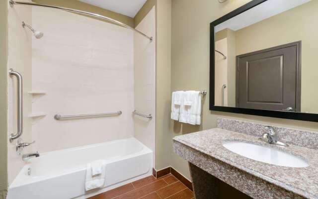 La Quinta Inn & Suites by Wyndham Boutte