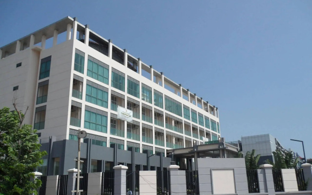 Noble Mingalar Hotel