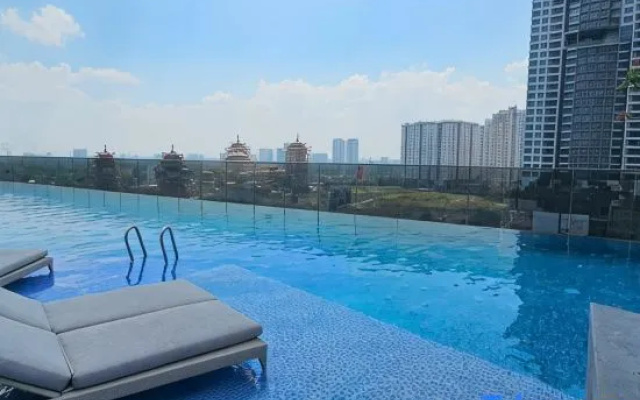 Lumiere Riverside Luxury Residence SaiGon – Pool – Ho Chi Minh City