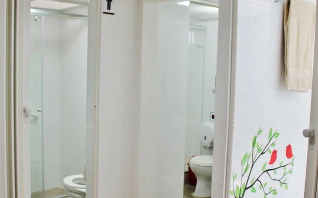 Urbana Hostel