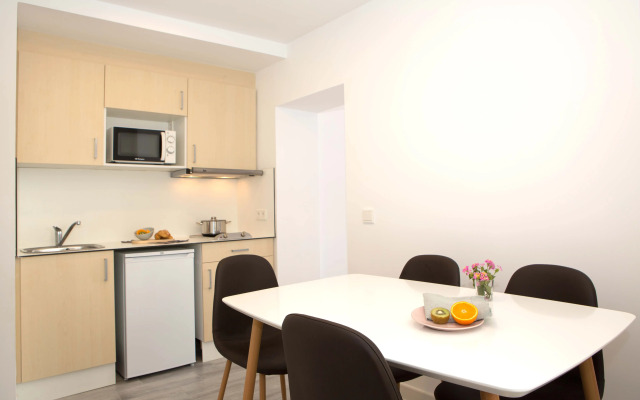 Gavimar Ariel Chico Hotel and Apartments