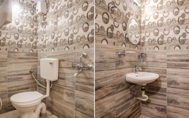 OYO Home 45370 Elegant Home Powai