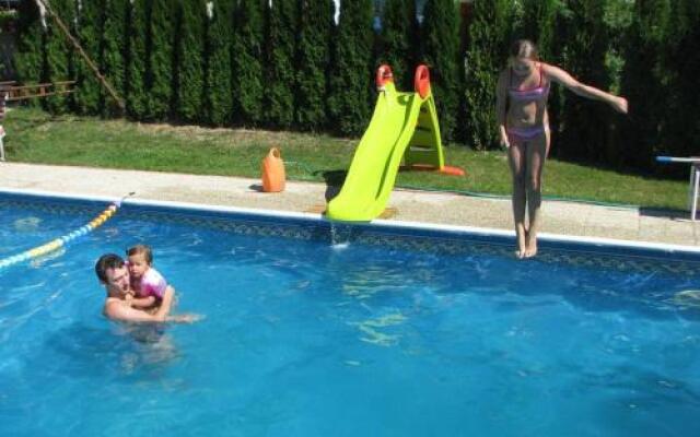 Apartments Lipno Serafin