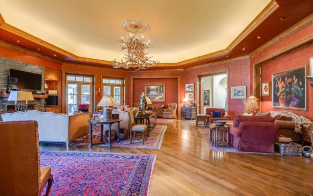 The Above Granduer Nashville