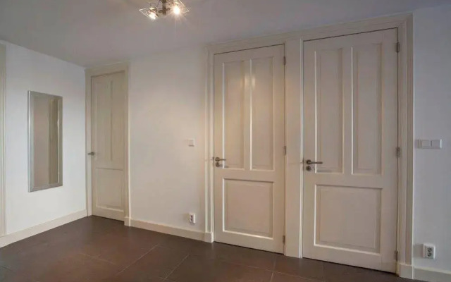 Tulip Apartment A