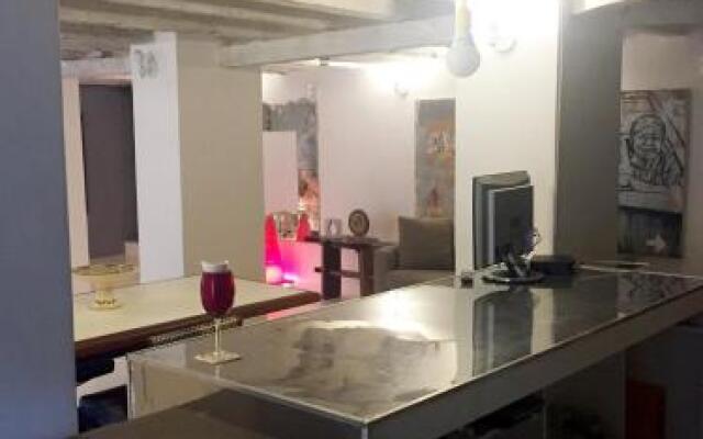 Suíte Charmosa em Solar Histórico