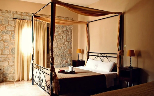 Vlyhada Residence & Restaurant