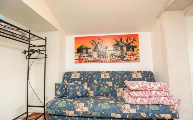 Columba Livia Guesthouse