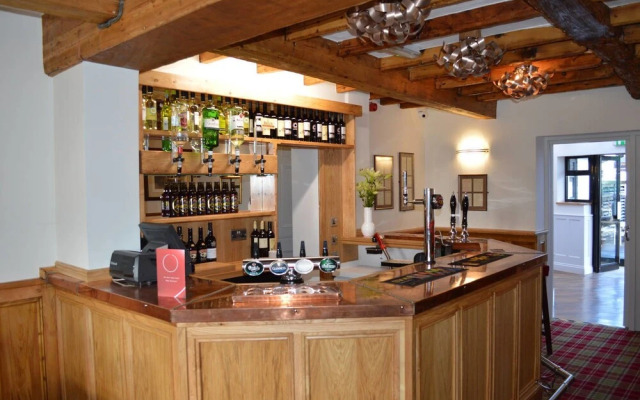 Buck House Hotel
