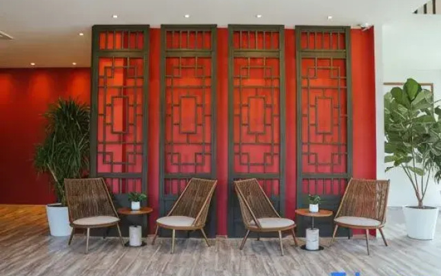 Roxy Hotel Siniawan