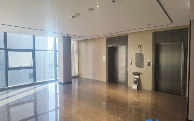 Junyi Hotel (Foshan Zumiao Lingnan Xintiandi Branch)