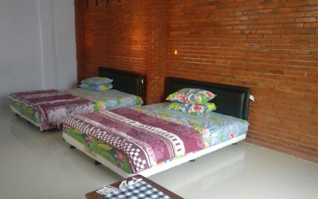 Jogo Segoro Homestay by ZUZU