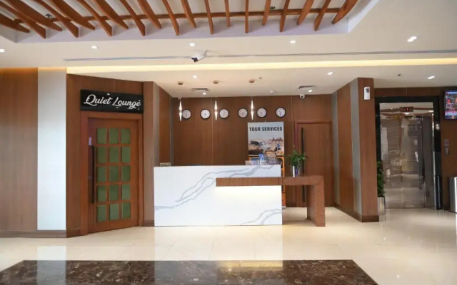 Smana Hotel