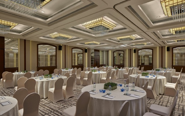 New World Millennium Hong Kong Hotel