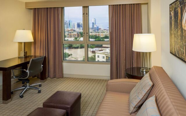 Sheraton Suites Market Center Dallas