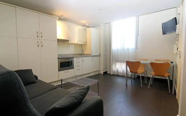 Classbedroom Born Apartments