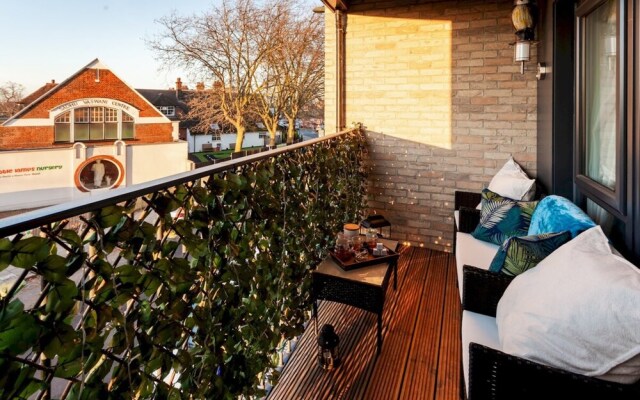 Classy Cricklewood Home