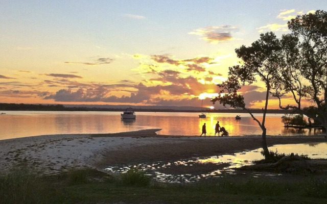 Quiet location across from waterfront - South Esp, Bongaree