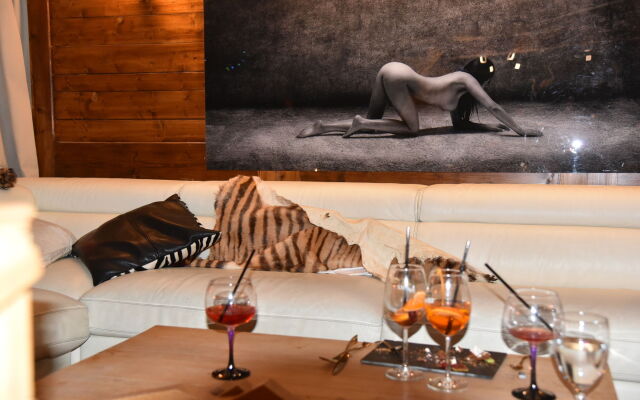 Snow Lodge Hotel Courchevel 1850