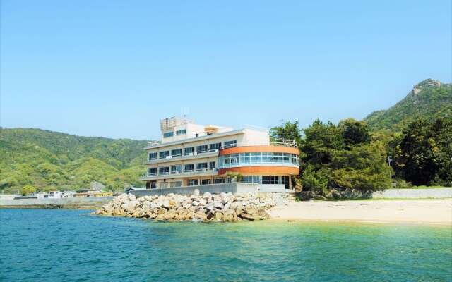 Seaside Katsuragahamaso