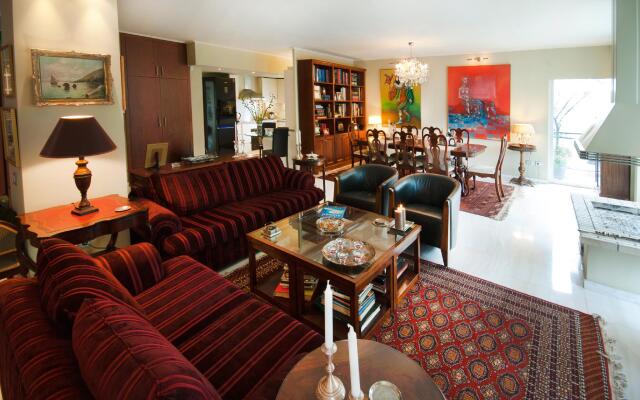 Lycabettus penthouse, panorama roof garden & pool