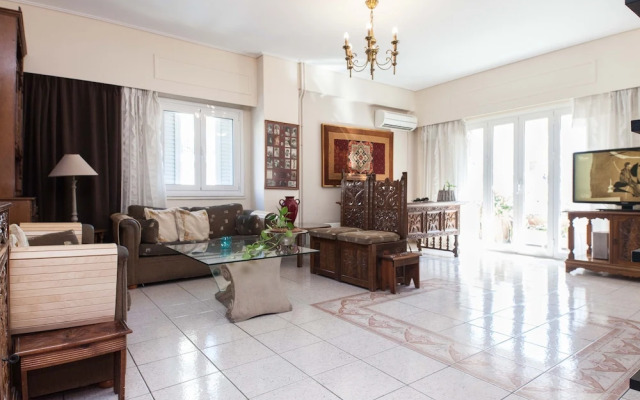 Classical Beauty 3Bd Apt in Nea Filothei