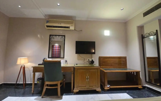Hotel Supreme Suites Ludhiana