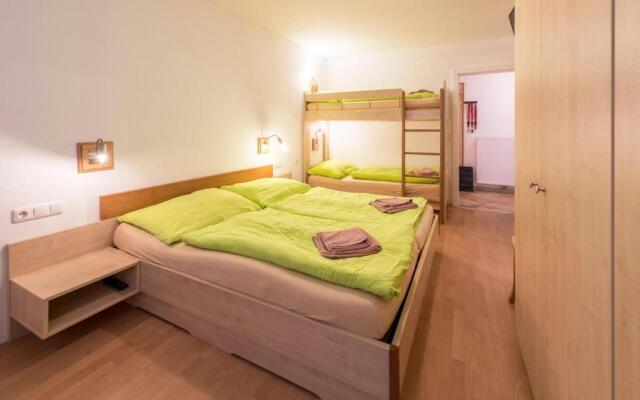 Sommer Chalet Central Top CC6