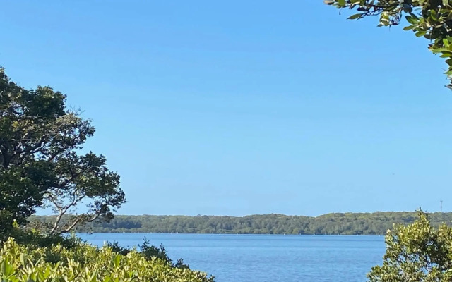 Baileys Retreat - Pet Friendly - 10 Mins Walk to Beach