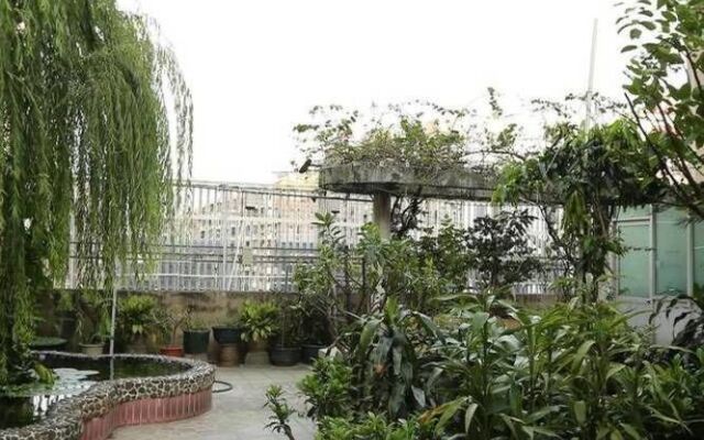 Yile Hotel