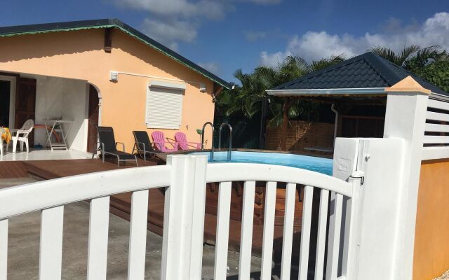 House With 2 Bedrooms in Saint-françois, With Private Pool, Enclosed G