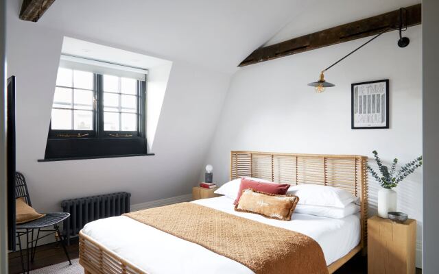 Cosy Loft Apartment - minutes from Angel Tube St.