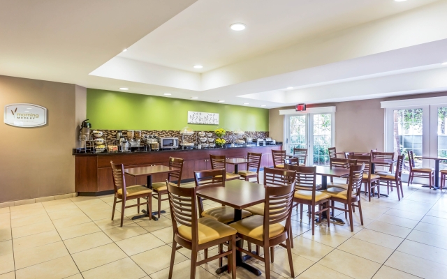 Comfort Suites at Isle Of Palms Connector