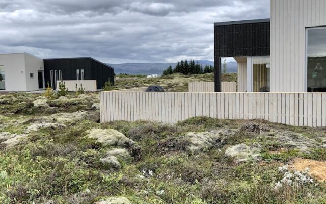 Kerbyggd: Luxury House and Cottage in Golden Circle