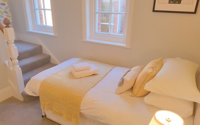 Woodstock Road Apartments (Peymans)