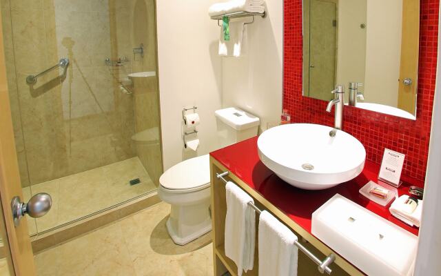 Fiesta Inn Express Perinorte