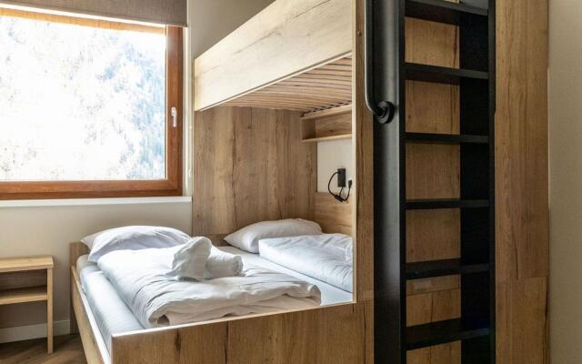 Stylish Apartment With Sauna, ski Lift at 600 m