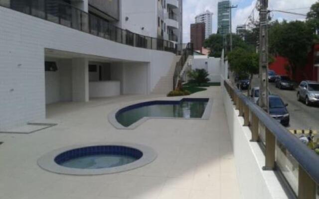 Apê no Maurício de Nassau - Ed Portoville, 1402