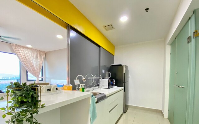 Suite Trefoil Setia City Shah Alam