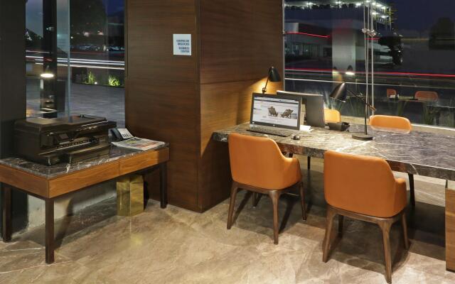 Holiday Inn Express & Suites Monterrey Valle by IHG