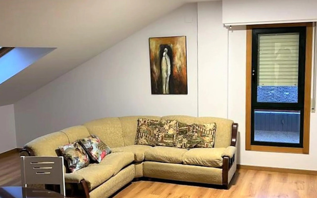 Premium apartment in A Valenzá near the centre