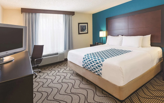 La Quinta Inn & Suites by Wyndham Central Point - Medford